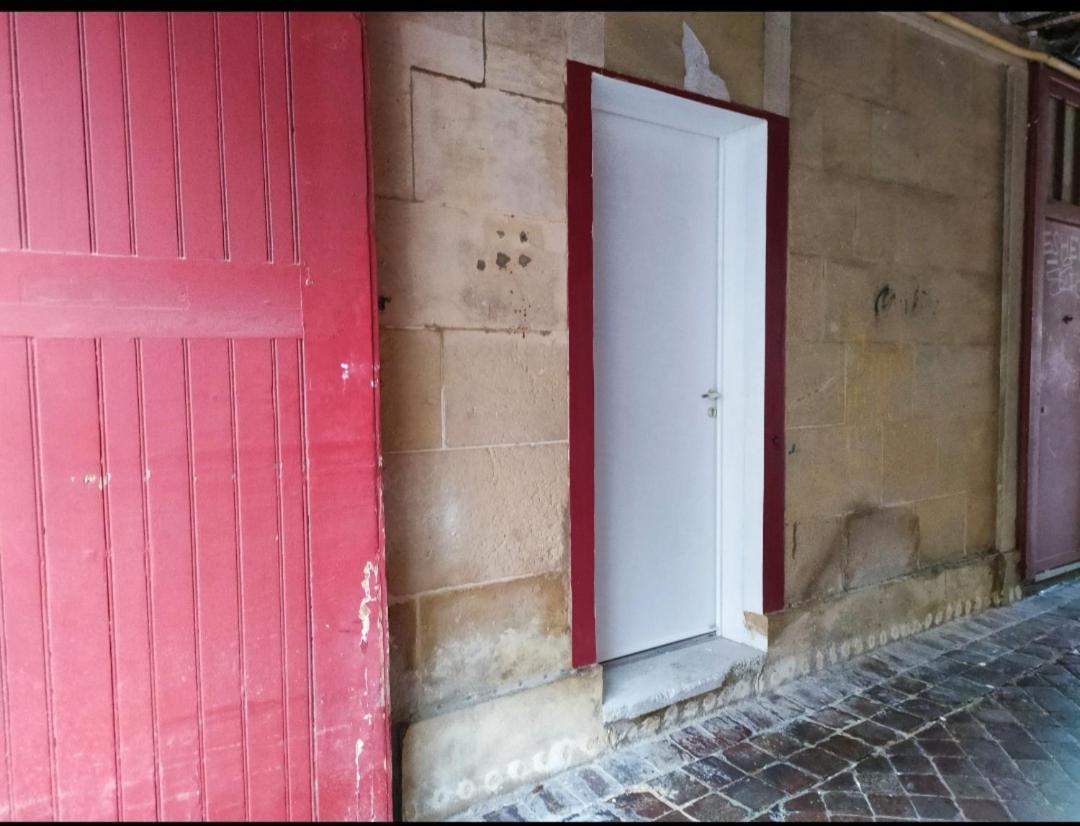 Logement Proche Hypercentre Caen Exterior photo